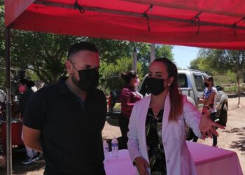 Ranchito de Mochicahui recibe jornada médica de materiales Caldera