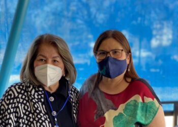 Se reúnen la presidenta municipal Socorrito Calderón y la senadora Imelda Castro Castro.