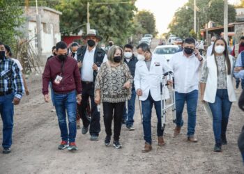 Socorrito Calderón encabeza Brigada Médica y de Servicios Integrales en Gabriel Leyva Solano.