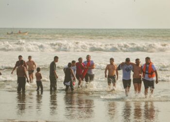 Familias guasavenses muestran ejemplar comportamiento en balnearios