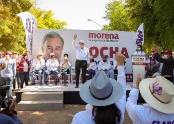 Rocha Moya ofrece reorientar el presupuesto para apoyar al sector agropecuario
