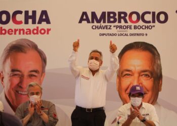 Ambrocio Chávez destaca y gana el debate del IEES