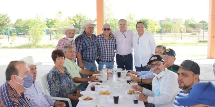POR LA UNIDAD, GERARDO VARGAS LANDEROS SE REUNE CON LA ESTRUCTURA DE MORENA EN EL CARRIZO