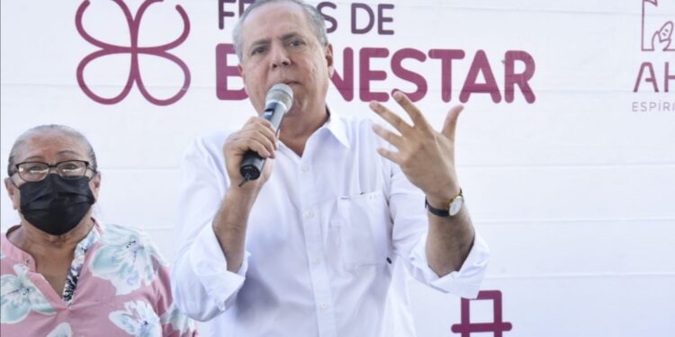 ADULTOS MAYORES Y PERSONAS CON DISCAPACIDAD SON PRIORIDAD EN FERIAS DEL BIENESTAR