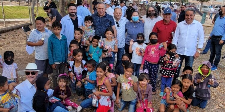 Feria del Bienestar llega a comunidad La Arrocera, Campo 35